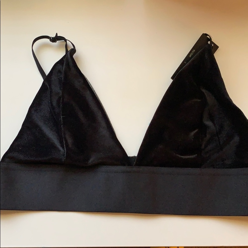 Black velvet bra
